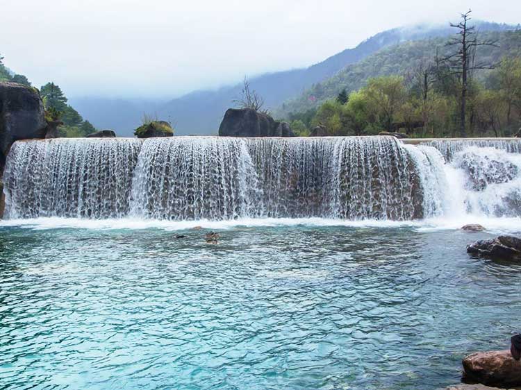 云南大理鸡足山 灵山一会 祝圣寺 金顶寺 玉龙瀑布 金殿一日游